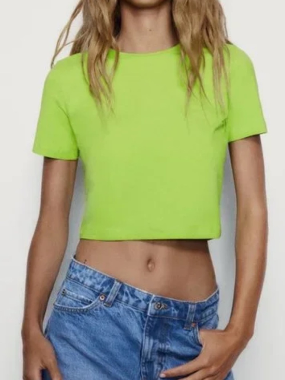ZARA NWT Neon Green Short Sleeve Cropped Stretchy T-Shirt Size M
